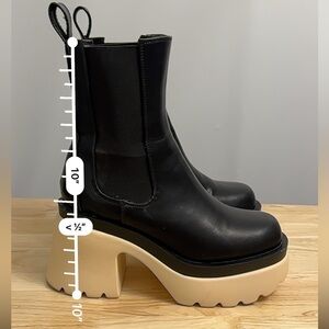 Forever 21 Black boots